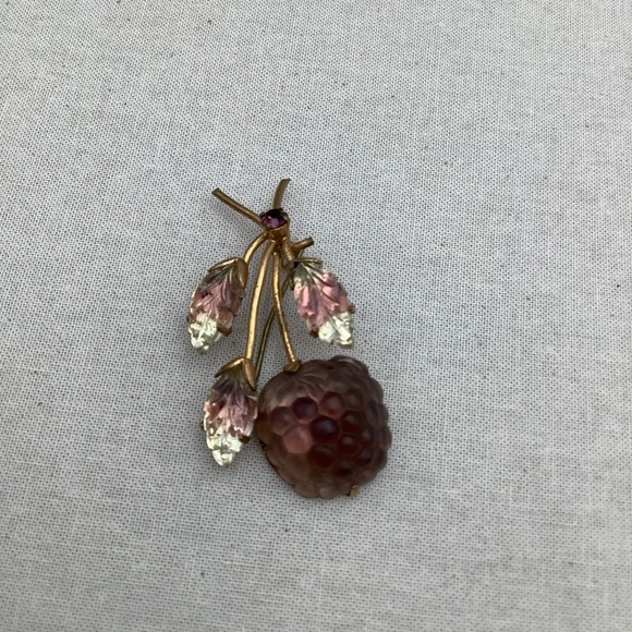 Vintage Art Glass  Gold and Pink Raspberry Brooch - Picture 5 of 6